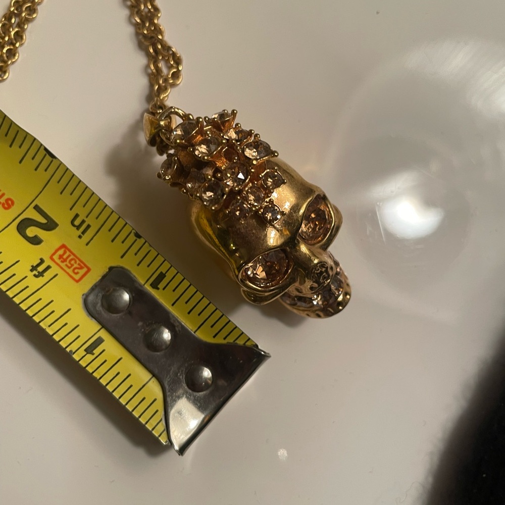 Alexander McQueen skull pendant necklace - Picture 8 of 8